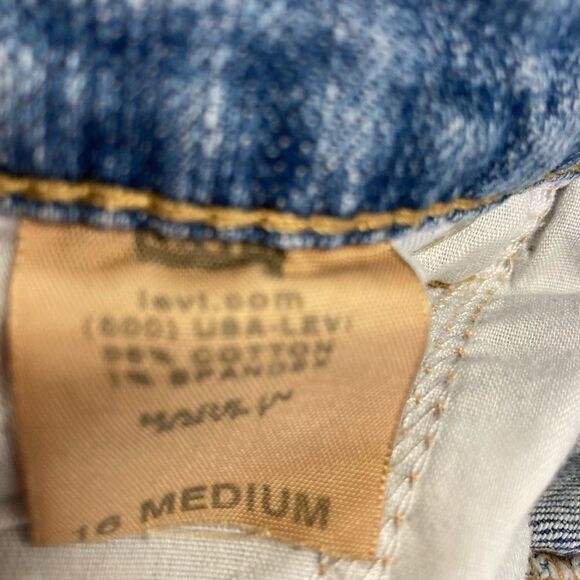 LEVI STRAUSS, Women’s Jeans, blue, Size 16 Medium, inseam:30” - Picture 10 of 12